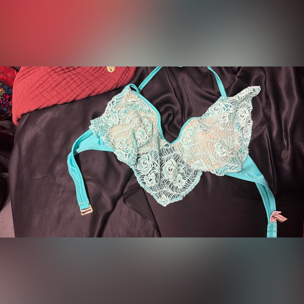 Luli Fama Aqua Lace Bralette flowy  Bikini Top M